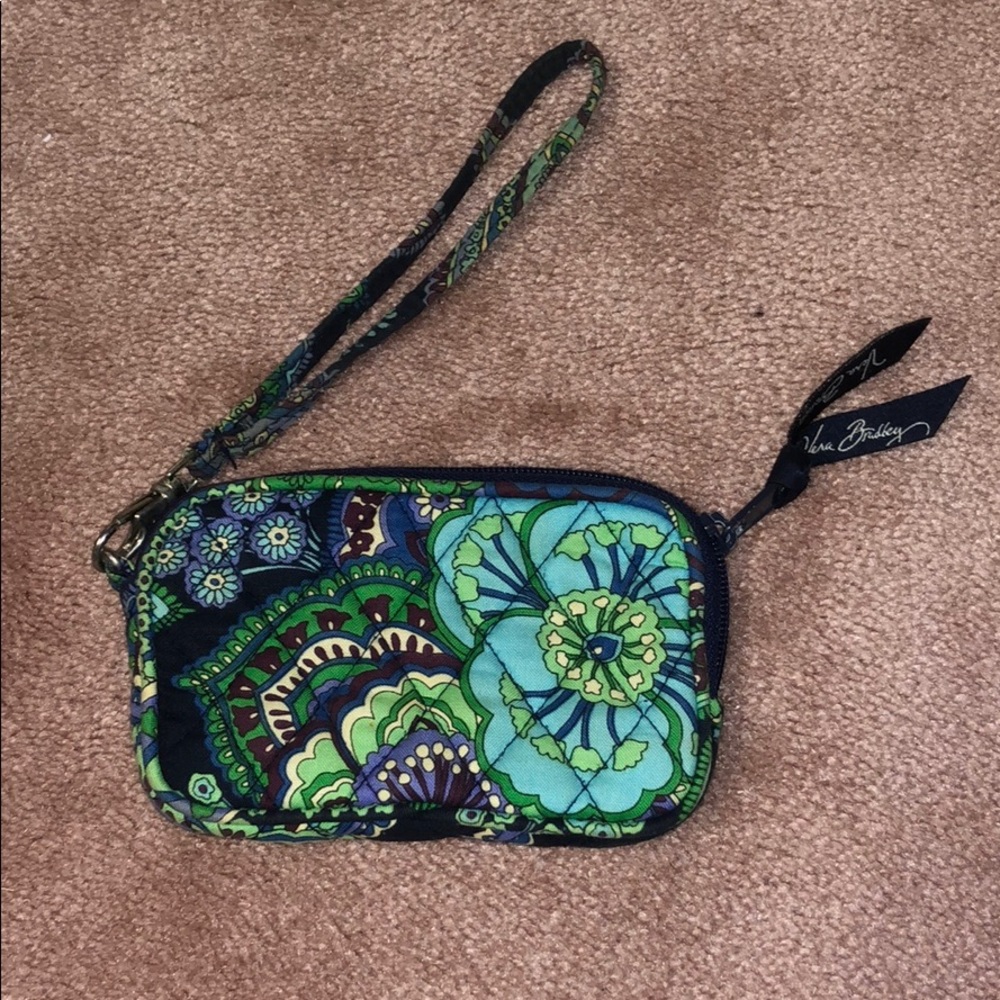 Vera Bradley Wristlet - Picture 1 of 3